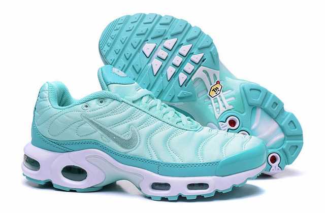 chaussures nike tn pas cher chaussures nike tn pas cher